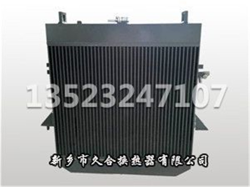 叉車(chē)水箱散熱器